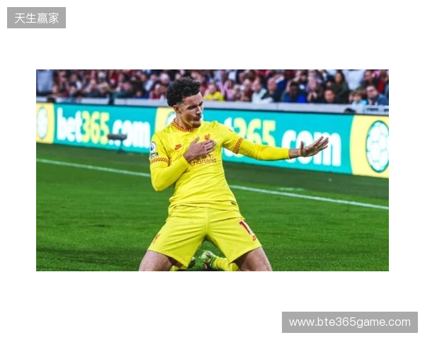 已翻篇！琼斯：萨拉赫采访风波后已向全队道歉，大家对他态度没变