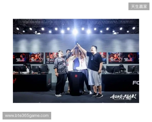 与好友并肩！你的电竞梦想从卓威高校对抗赛启航！